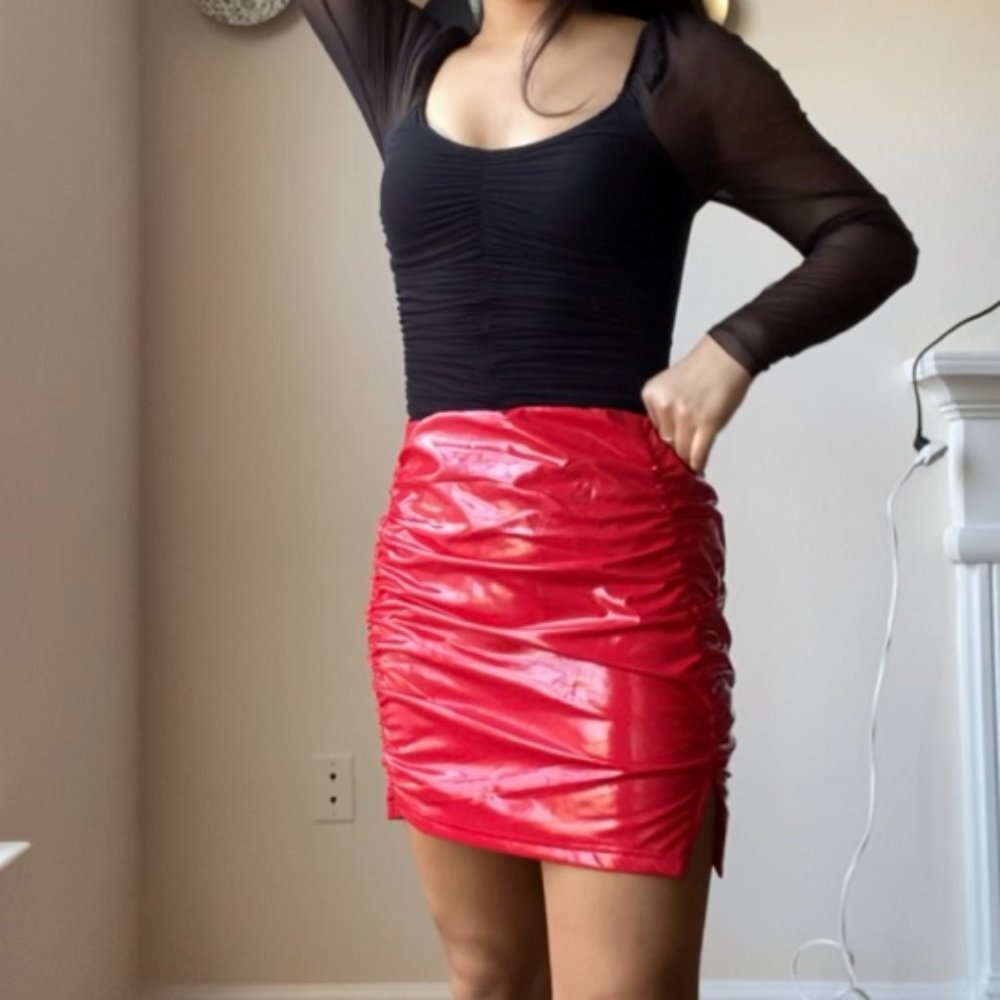 TRENDY RED RUCHED SKIRT